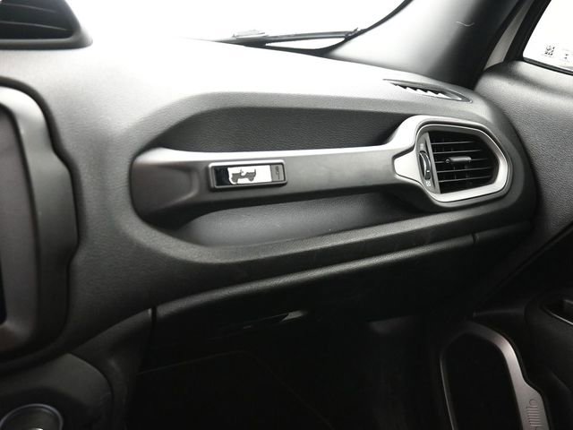 Used 2021 Jeep Renegade Latitude image 30