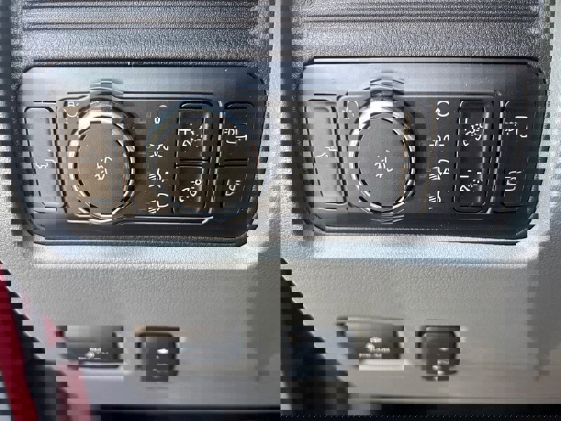 New 2025 Ford F550 4x4 SuperCab Super Duty w/ XLT Value Package image 24