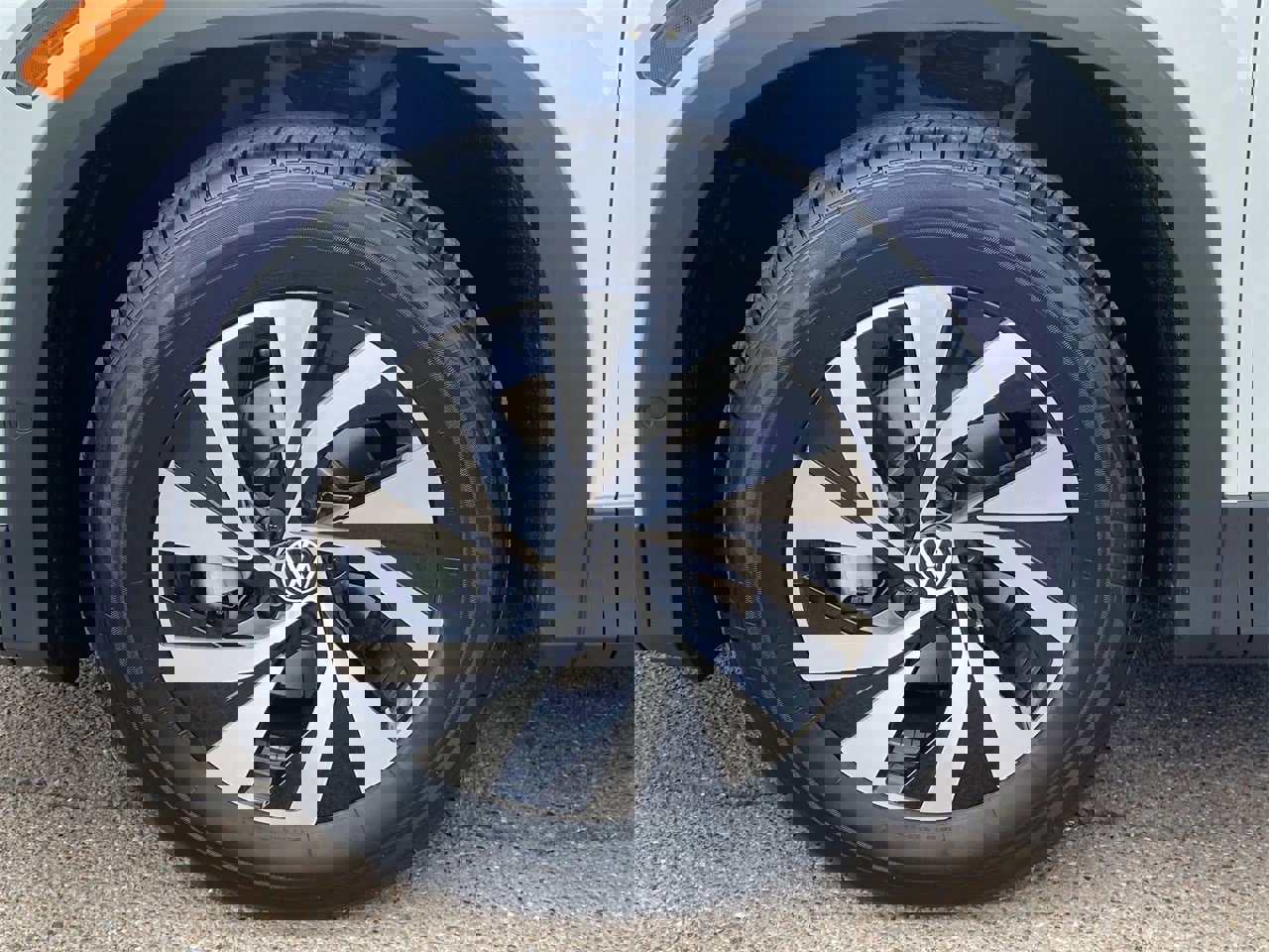 New 2025 Volkswagen Tiguan S image 6