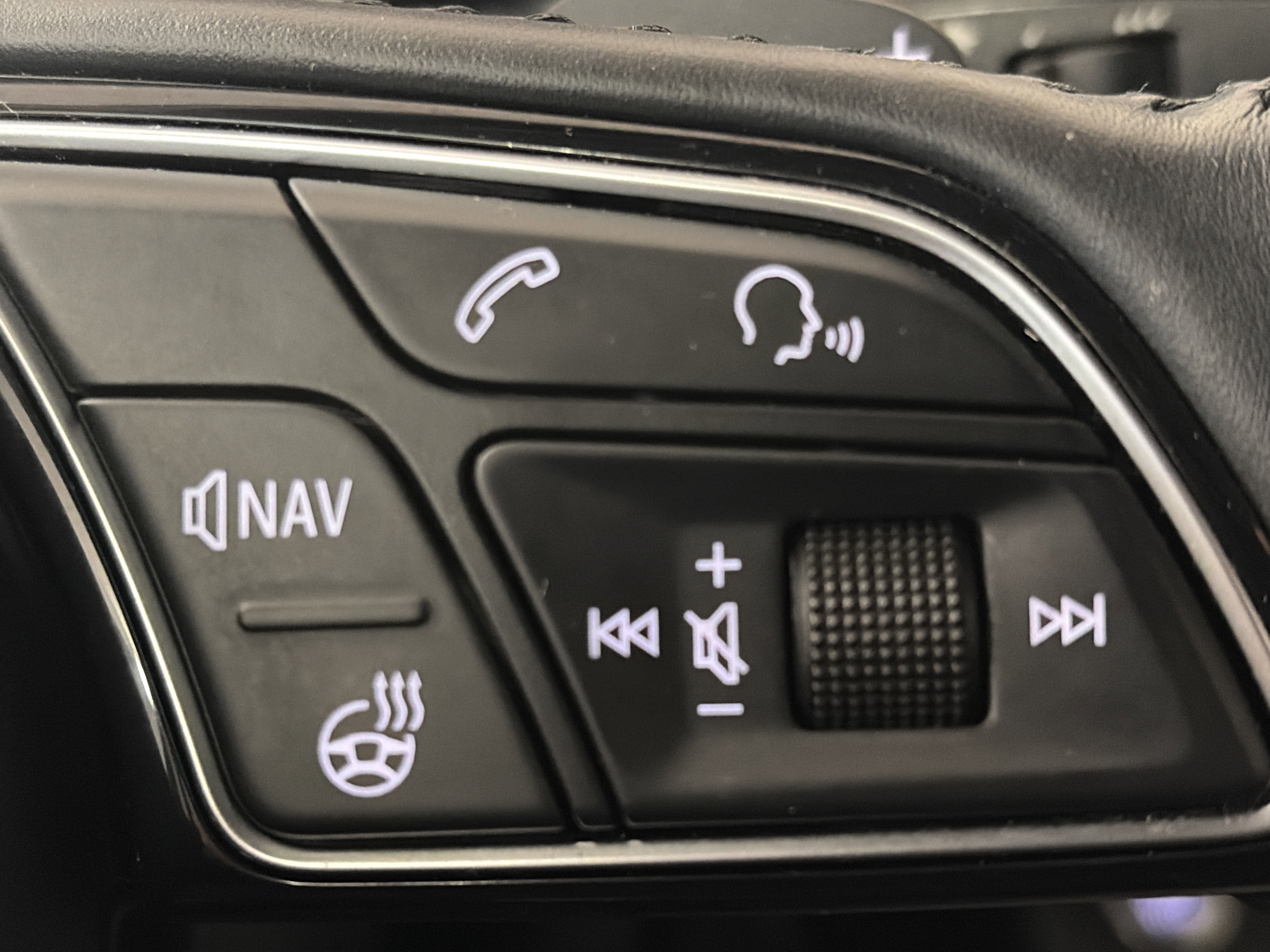 Used 2019 Audi A4 2.0T Premium Plus w/ Premium Plus Package image 18