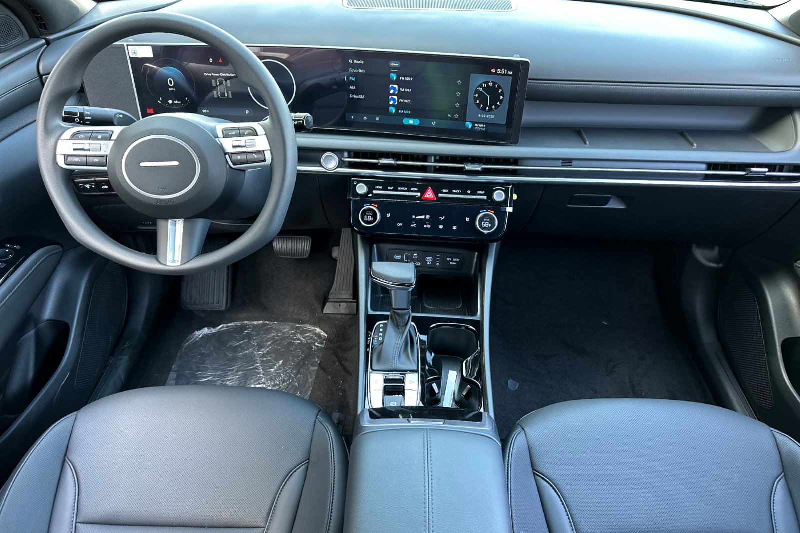 New 2025 Hyundai Santa Cruz SEL image 13