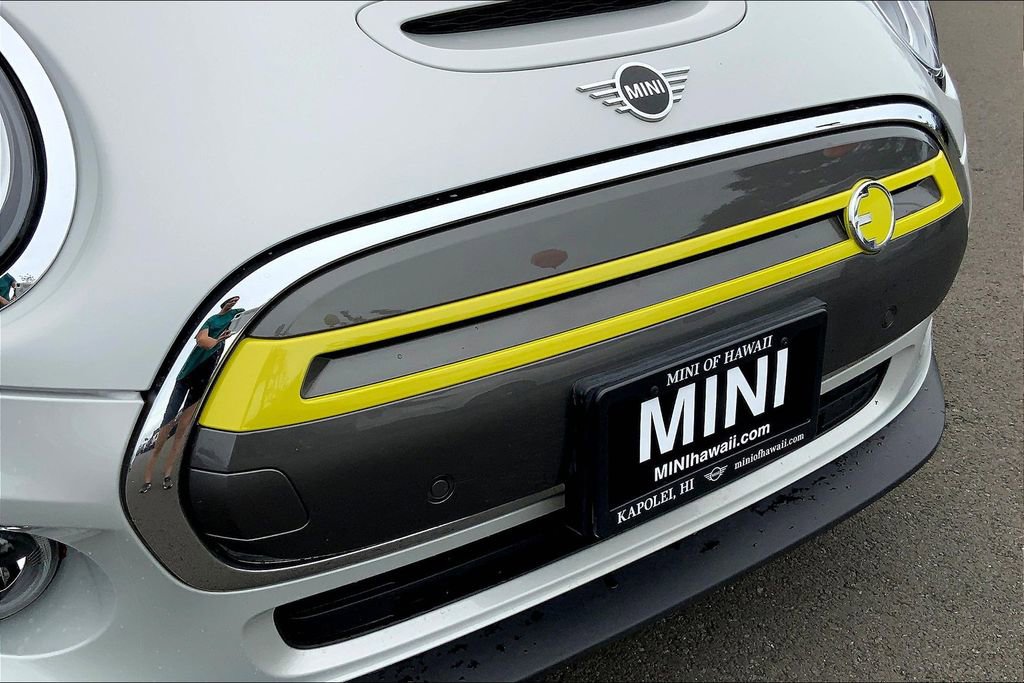 Used 2021 MINI Cooper SE w/ 8.8" Touchscreen Nav Package image 25