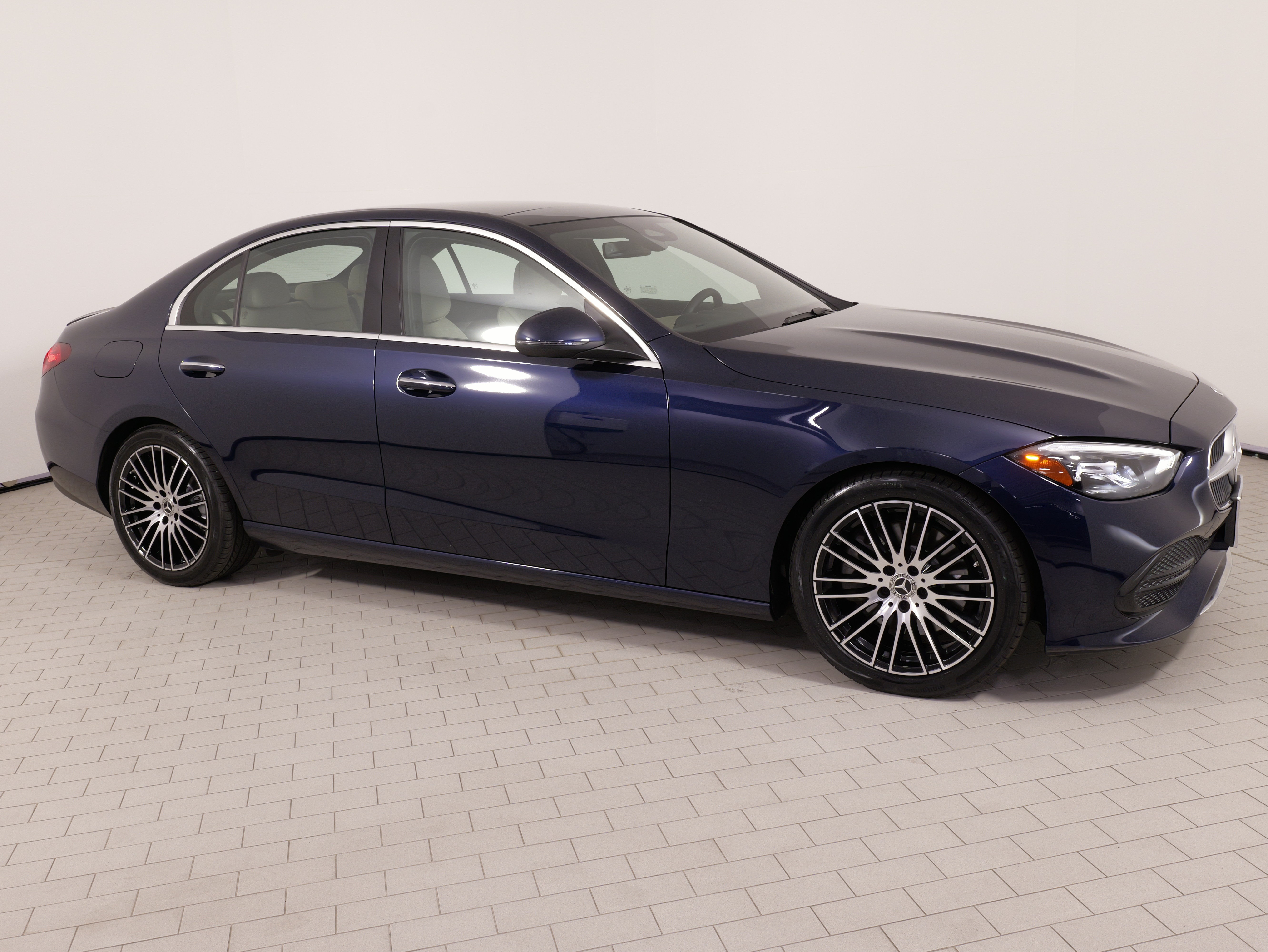 Used 2022 Mercedes-Benz C 300 4MATIC Sedan image 8