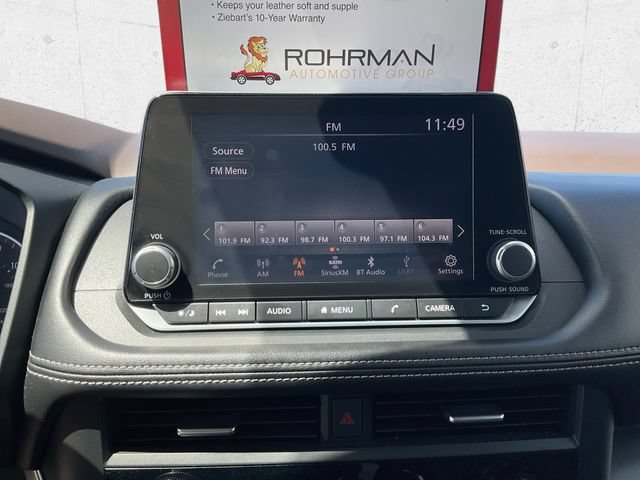 Used 2023 Nissan Rogue SV AWD/4WD image 14
