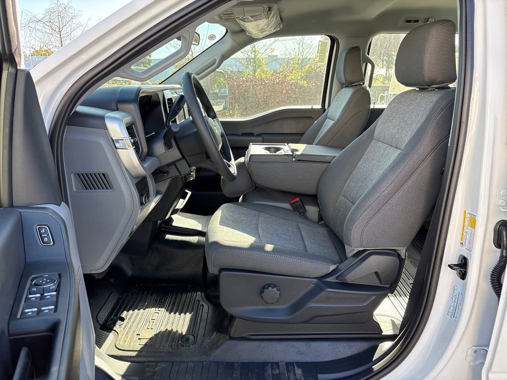 New 2026 Ford F350 XL w/ XL Chrome Package AWD/4WD image 28