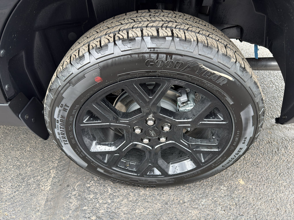 New 2026 Ford Maverick XLT w/ XLT Luxury Package AWD/4WD image 9