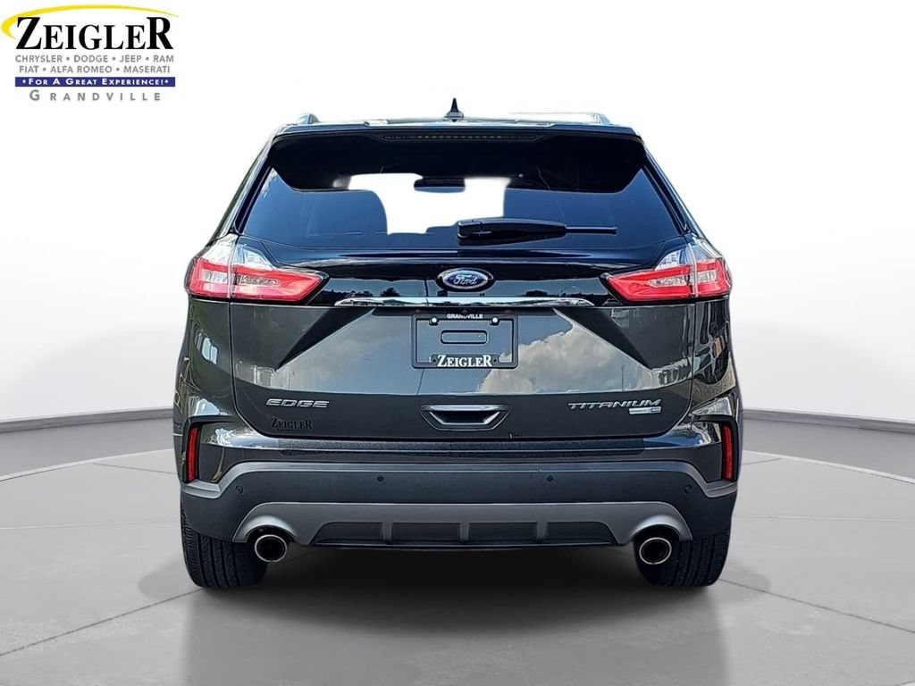 Used 2019 Ford Edge Titanium AWD/4WD image 6