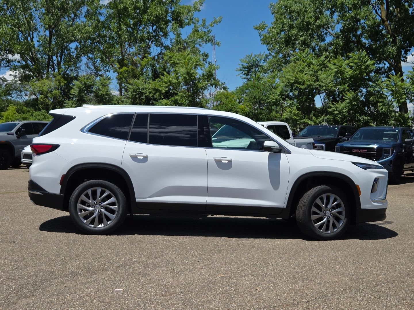 New 2026 Buick Enclave Preferred w/ Power Package AWD/4WD image 24