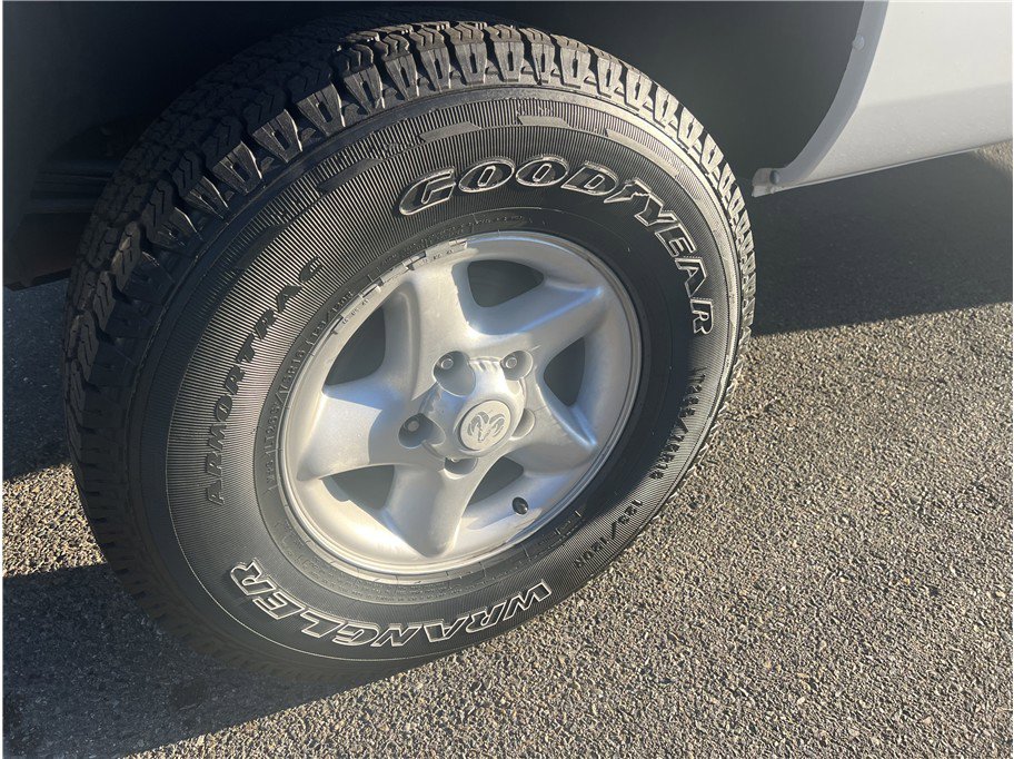 Used 1998 Dodge Ram 1500 Truck 4x4 Club Cab image 7