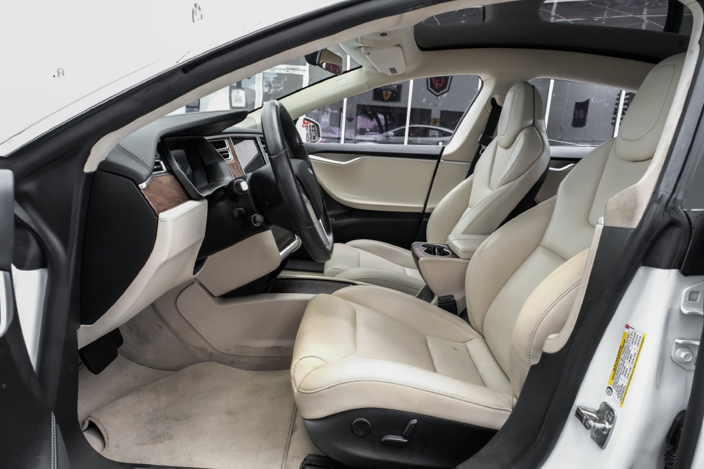 Used 2018 Tesla Model S 75D AWD/4WD image 4