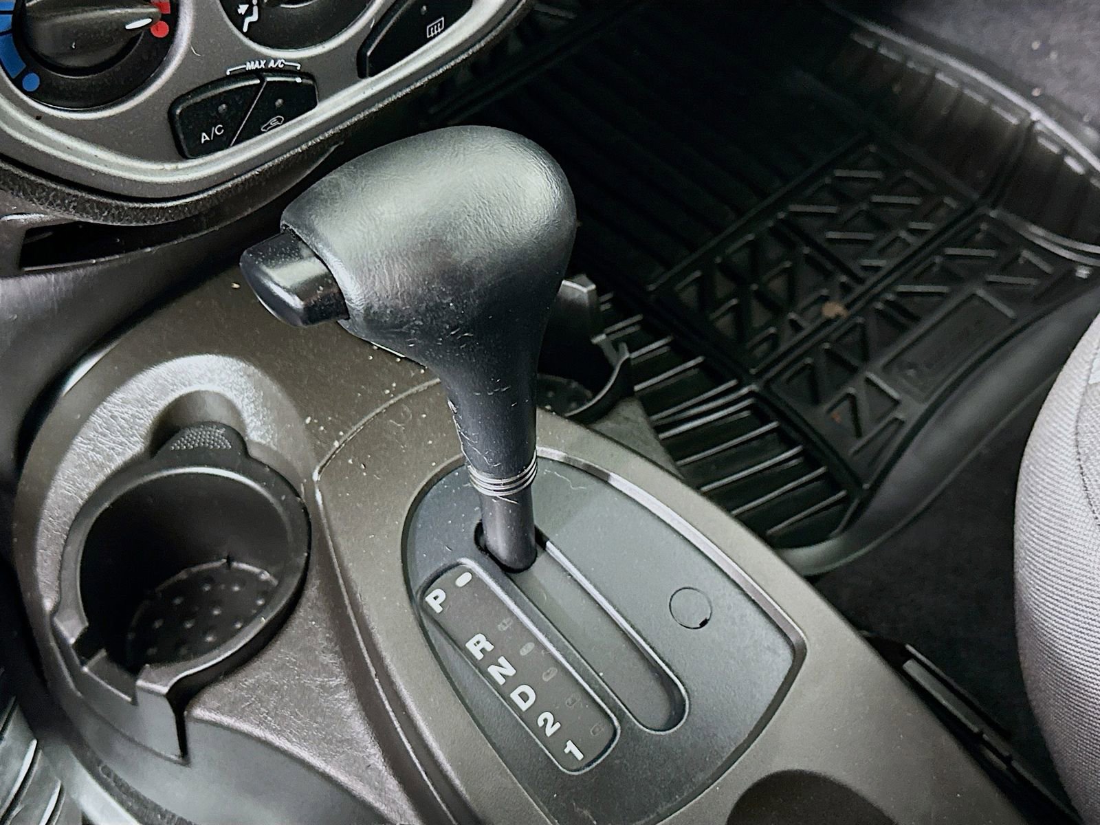 Used 2007 Ford Focus S FWD image 16