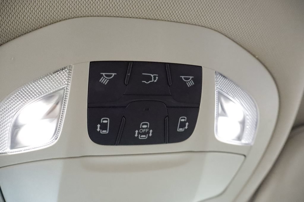 Certified 2023 Chrysler Pacifica Touring-L FWD image 29