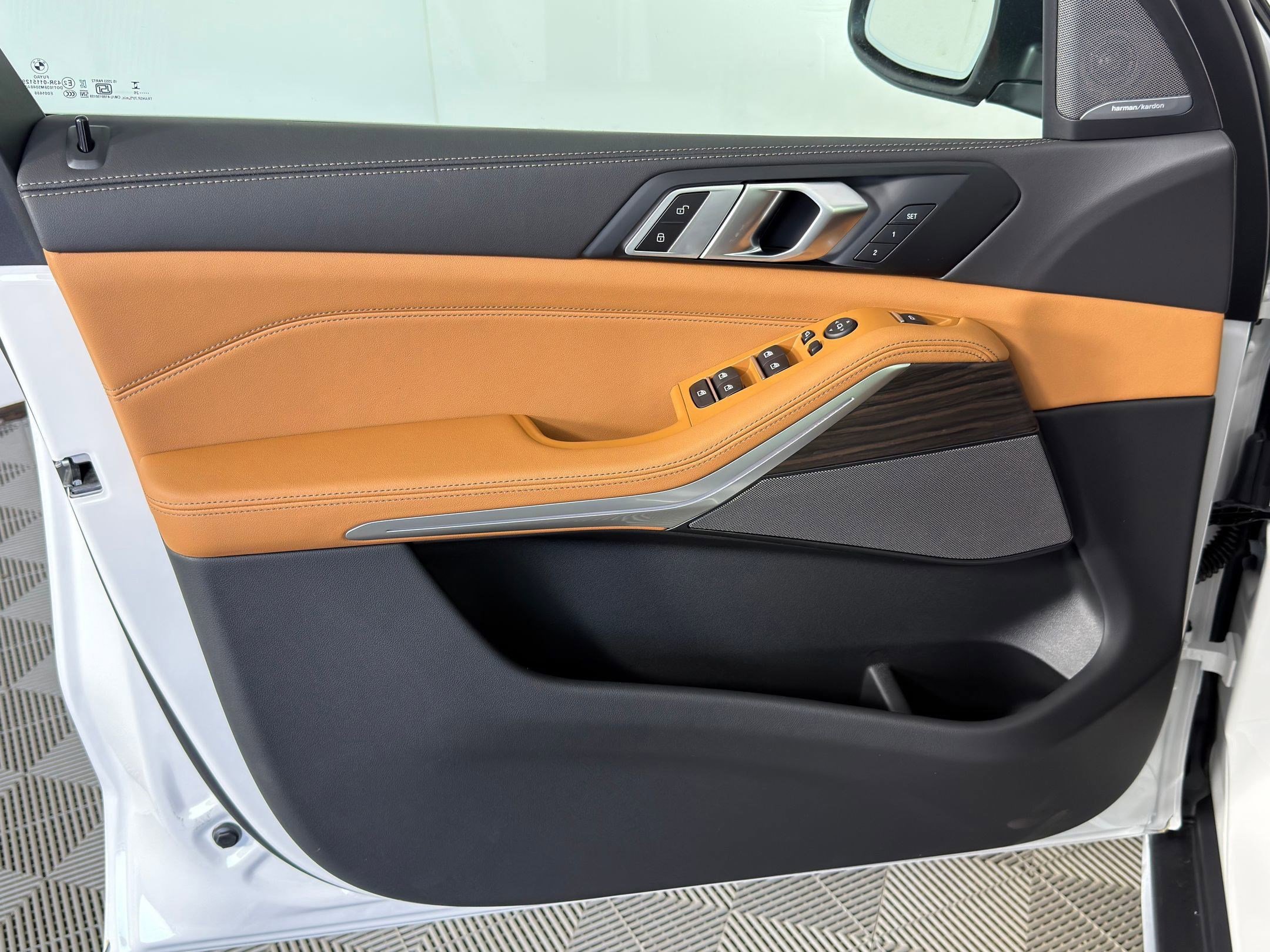 Used 2026 BMW X5 sDrive40i w/ Premium Package RWD image 12