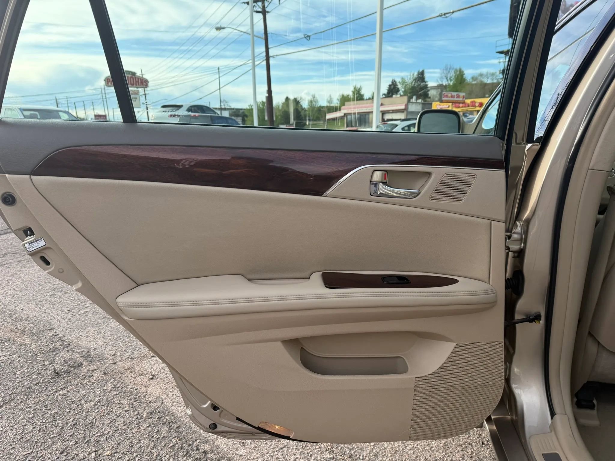 Used 2009 Toyota Avalon XLS FWD image 13
