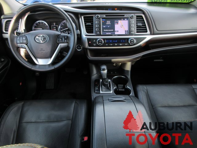 Used 2015 Toyota Highlander Limited image 13
