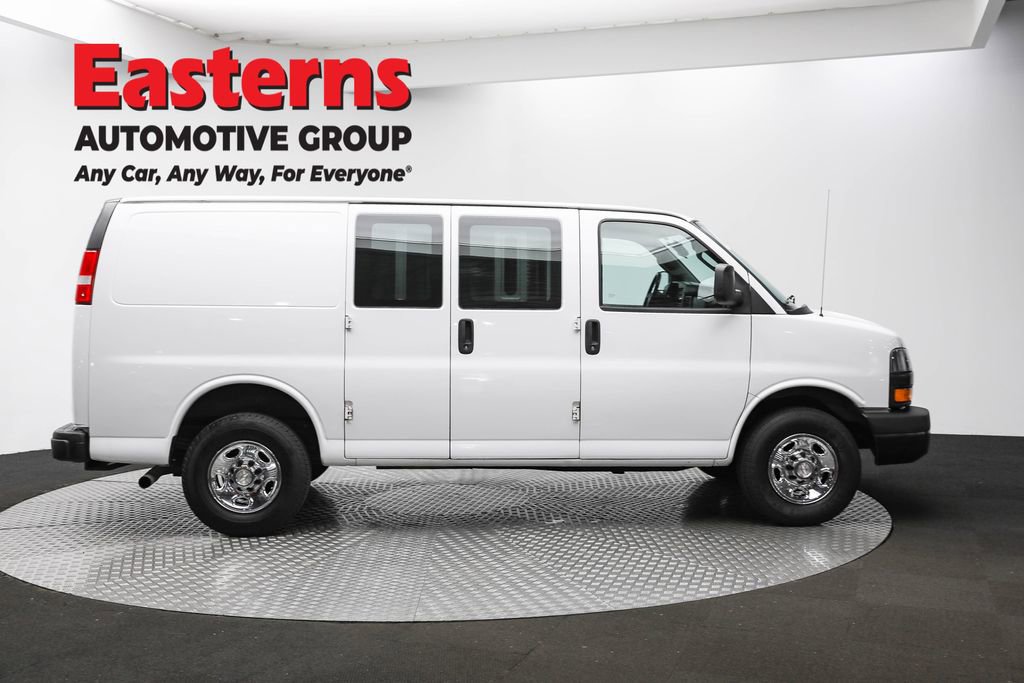Used 2020 Chevrolet Express 2500 w/ Driver Convenience Package image 4