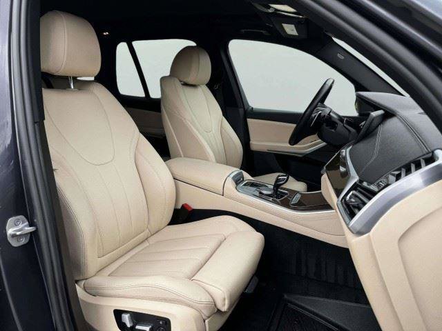 Used 2021 BMW X5 xDrive40i w/ Premium Package AWD/4WD image 56