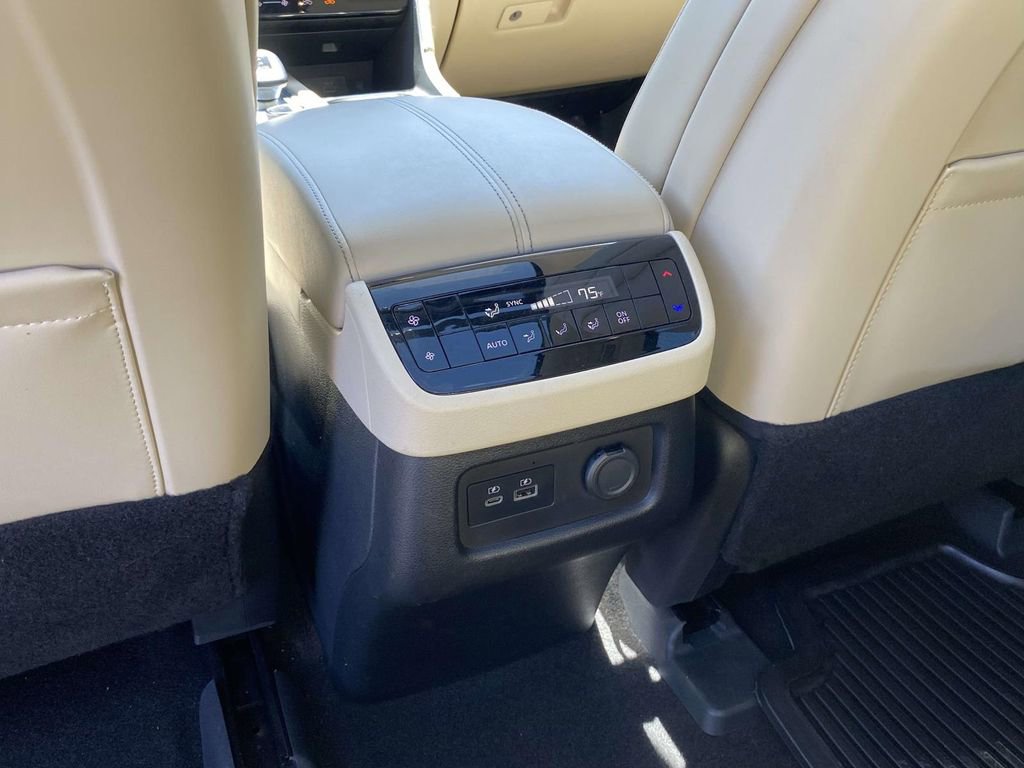 Used 2023 INFINITI QX60 Luxe w/ Vision Package AWD/4WD image 14