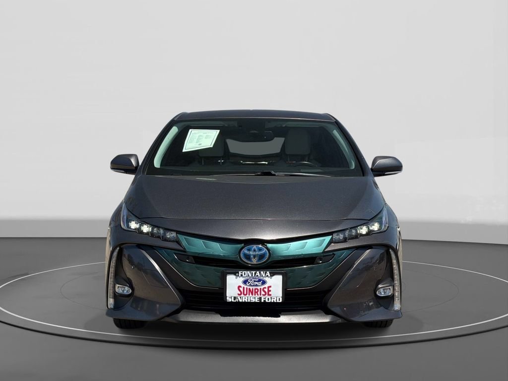 Used 2017 Toyota Prius Prime Advanced FWD image 2