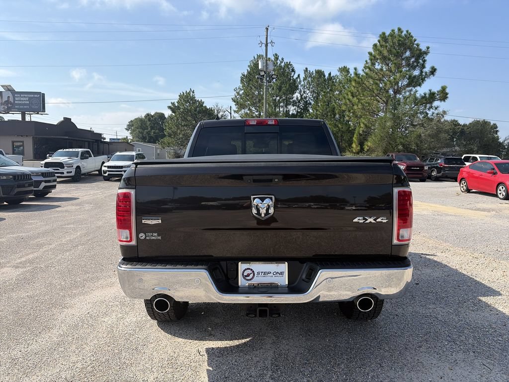 Used 2017 RAM 1500 Laramie w/ Convenience Group AWD/4WD image 5