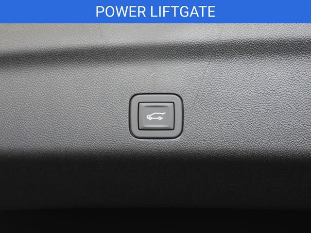 New 2026 Chevrolet Suburban Z71 w/ Comfort Package image 8