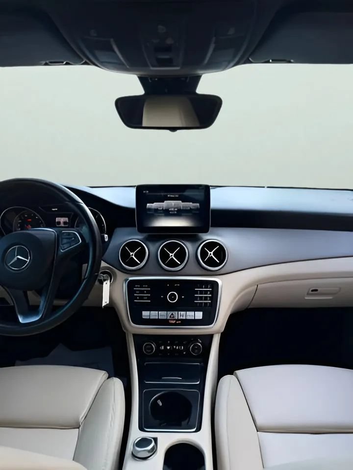 Used 2017 Mercedes-Benz CLA 250 image 20