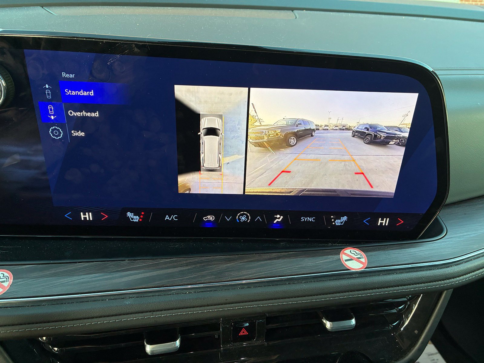 Used 2025 Chevrolet Tahoe LT RWD image 7
