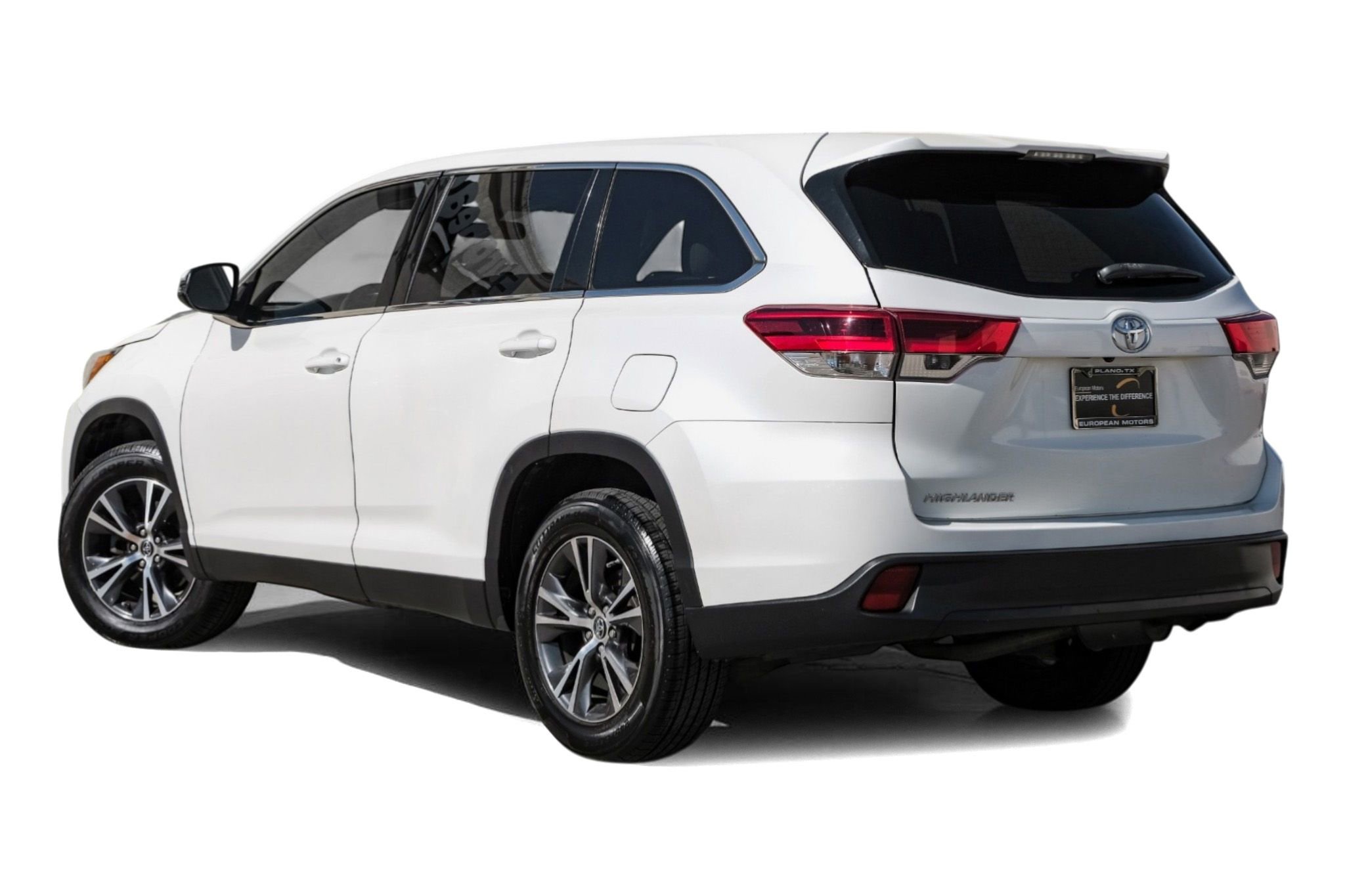 Used 2019 Toyota Highlander LE FWD image 8