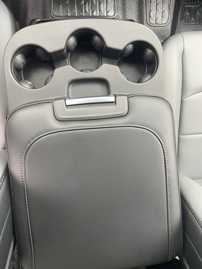 New 2026 RAM 5500 Tradesman AWD/4WD image 17