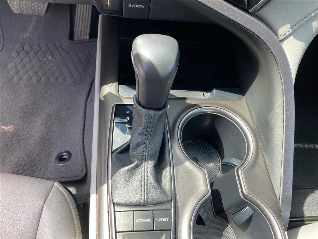 Used 2023 Toyota Camry SE FWD image 12