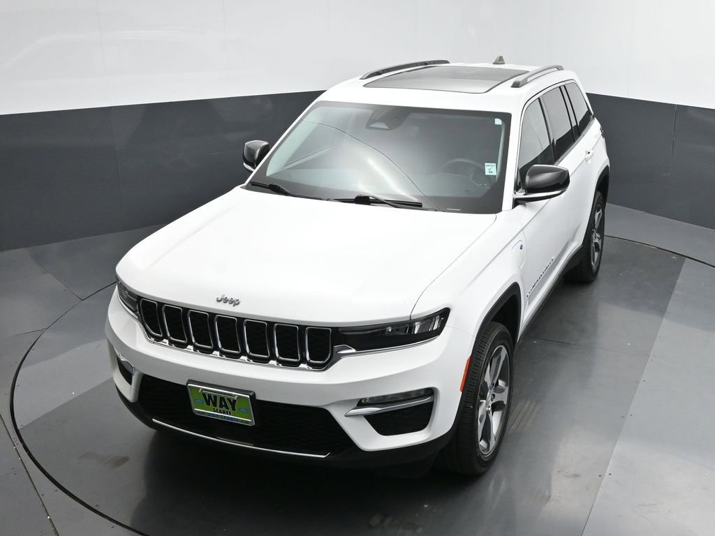Used 2023 Jeep Grand Cherokee 4WD 4xe image 34