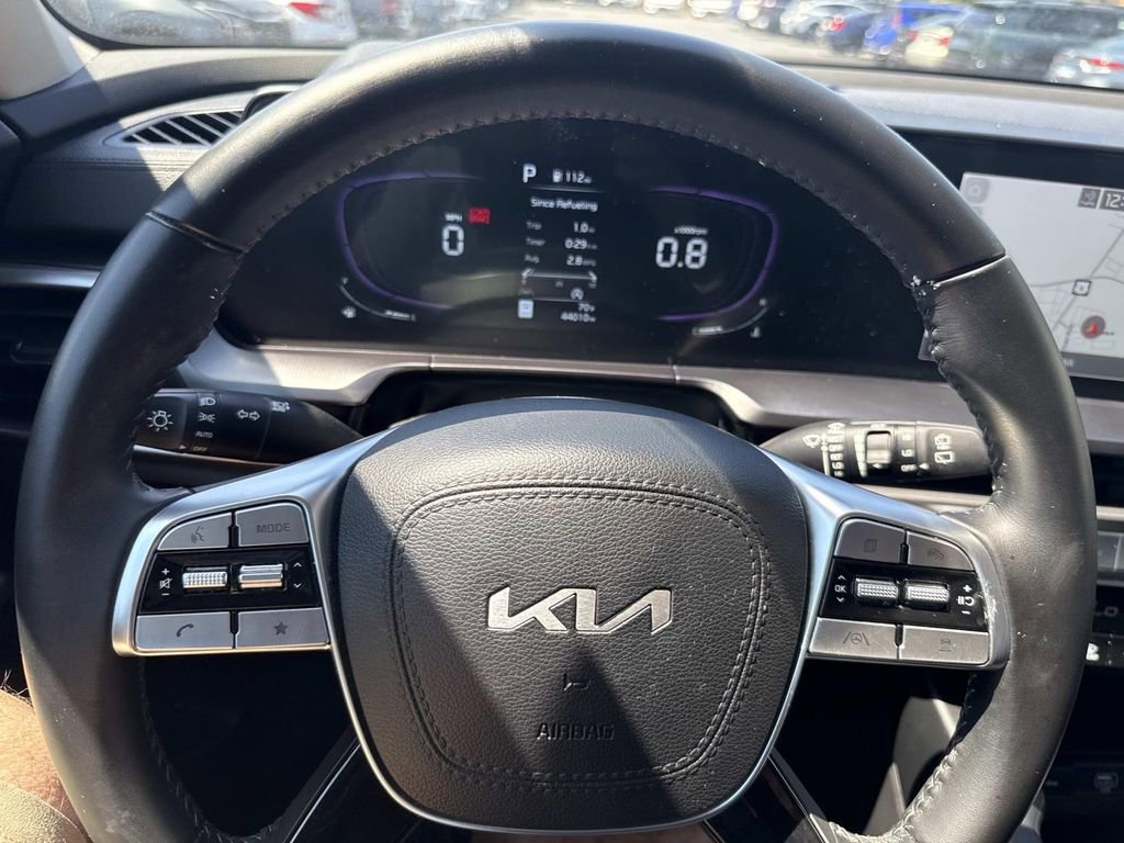 Used 2024 Kia Telluride LX AWD/4WD image 27