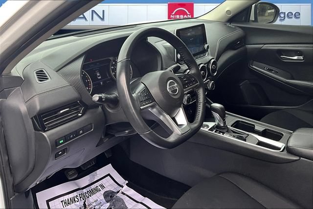 Used 2023 Nissan Sentra SV FWD image 14