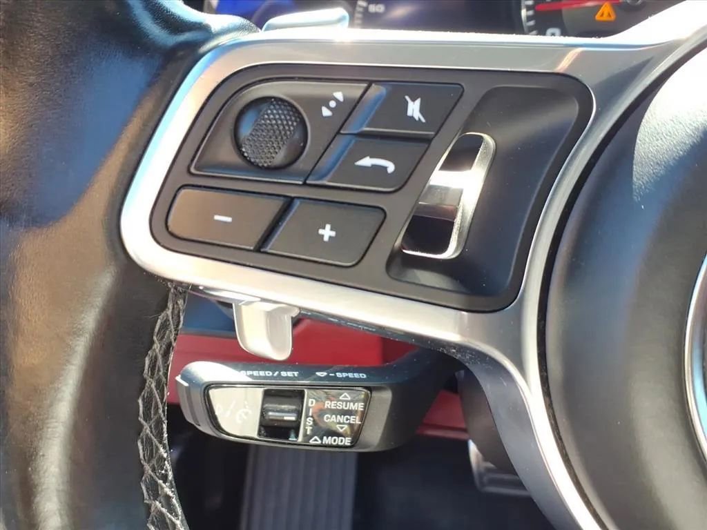 Used 2021 Porsche Cayenne S image 20