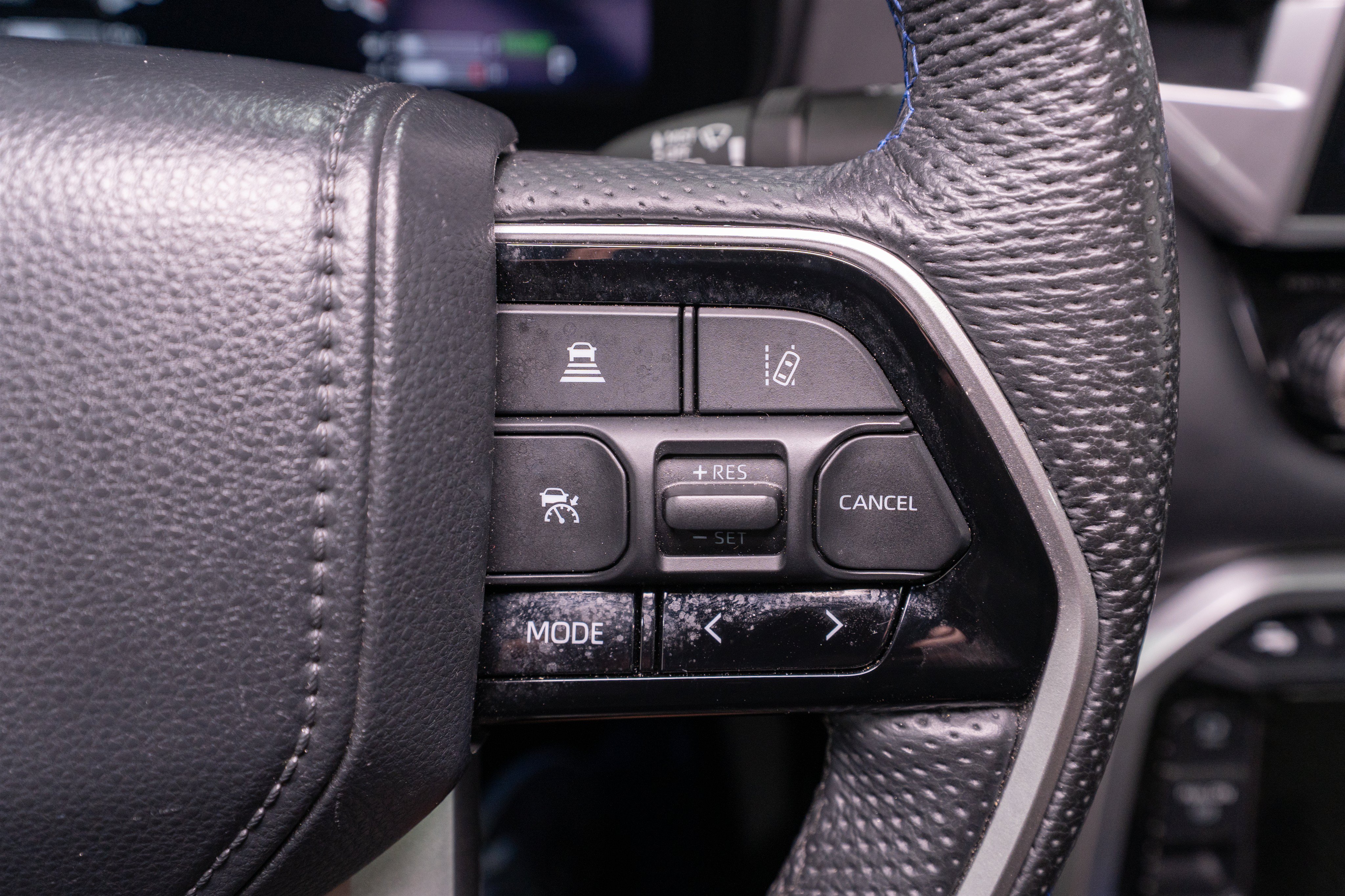 Used 2024 Toyota Tundra Platinum AWD/4WD image 30