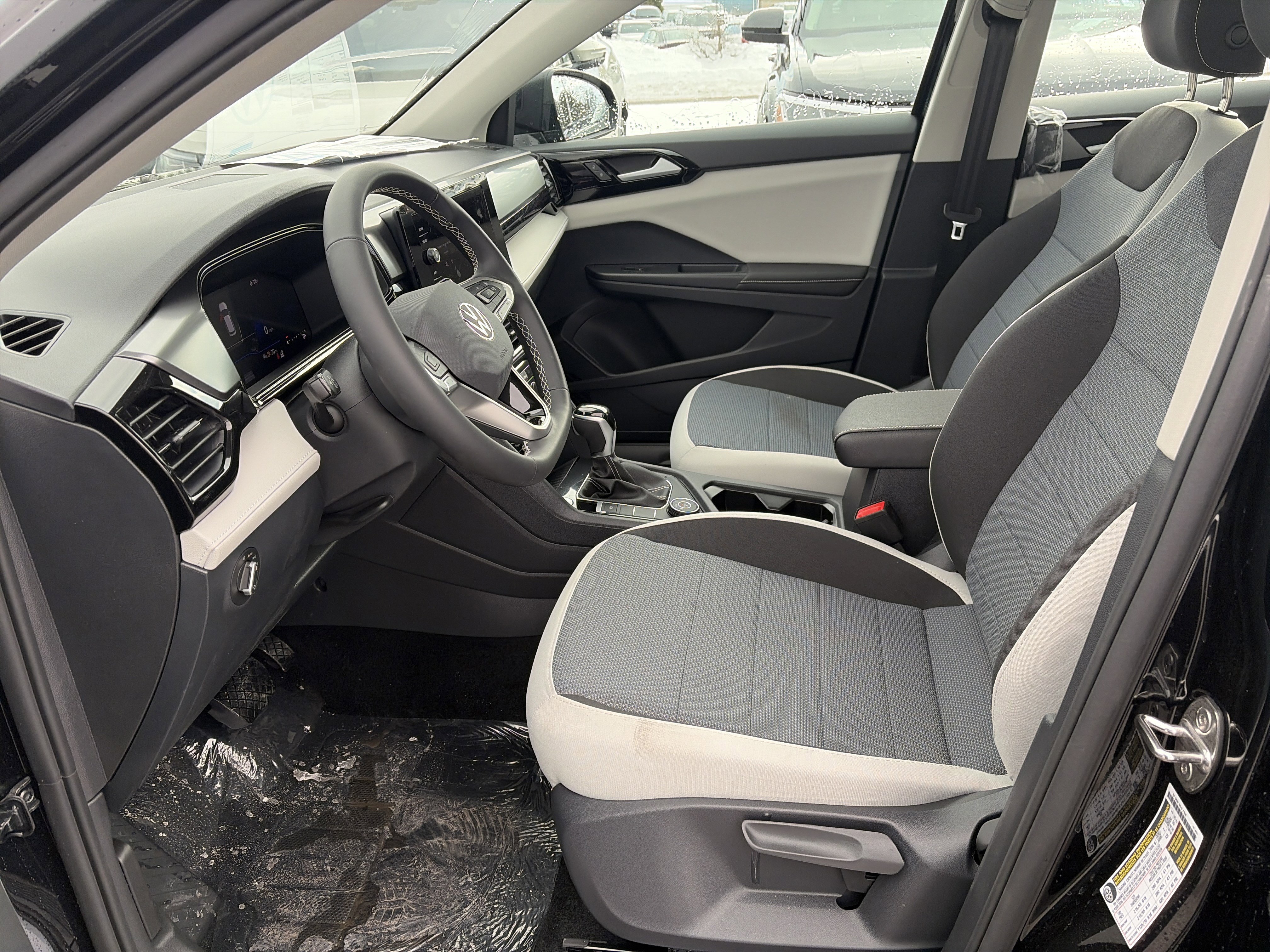 New 2026 Volkswagen Taos S image 10