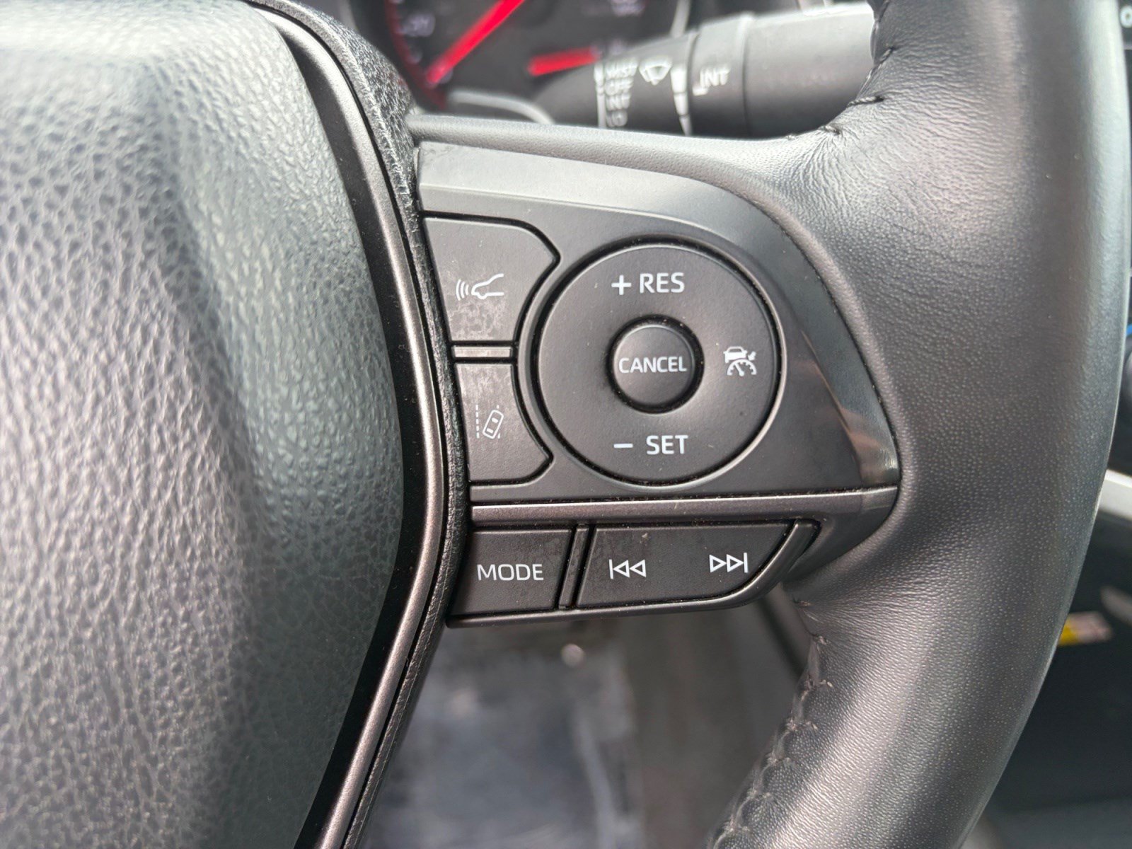 Used 2024 Toyota Camry XSE FWD image 15