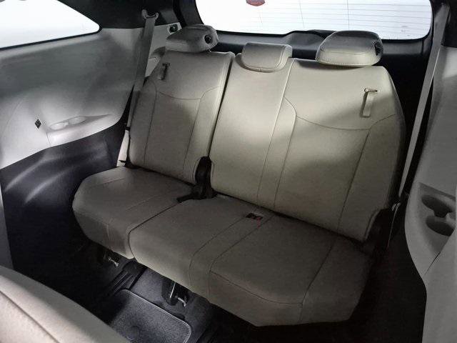 Certified 2023 Toyota Sienna XLE image 25