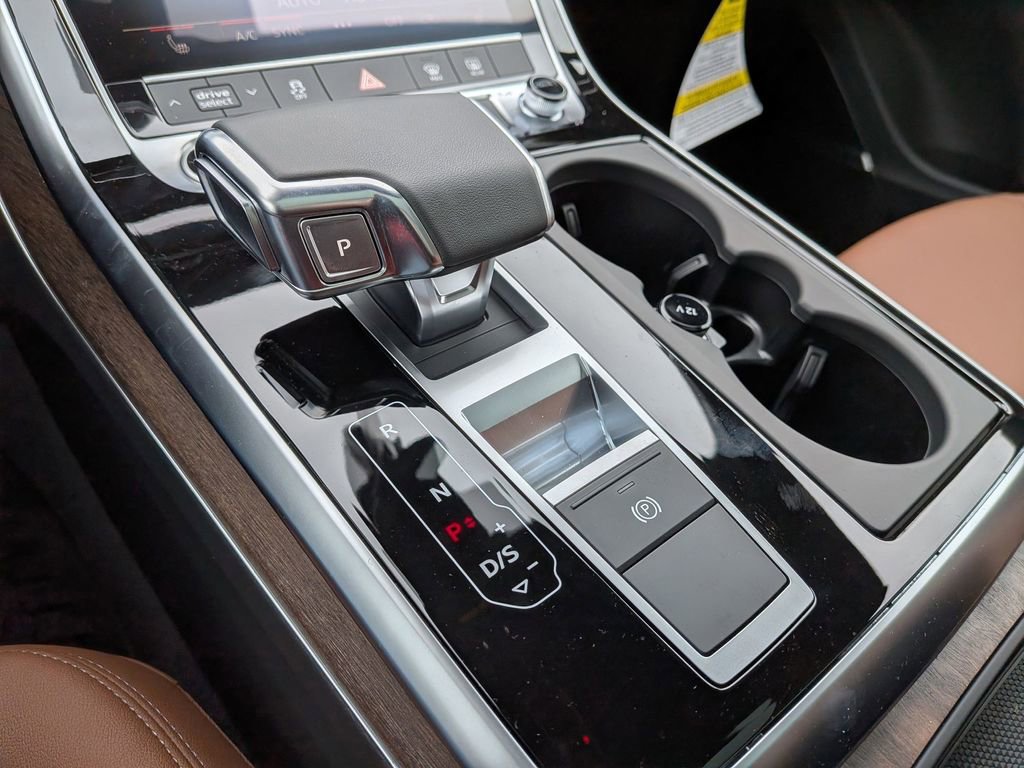 New 2026 Audi Q7 2.0T Premium AWD/4WD image 8