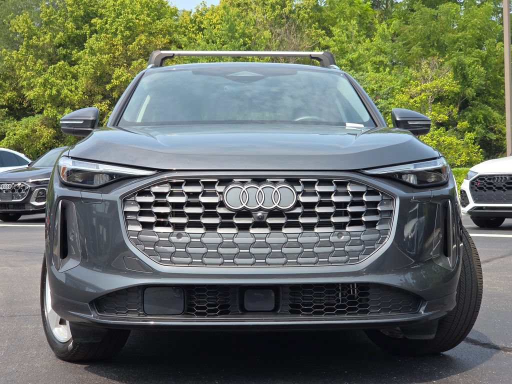 Certified 2025 Audi Q5 Prestige AWD/4WD image 3