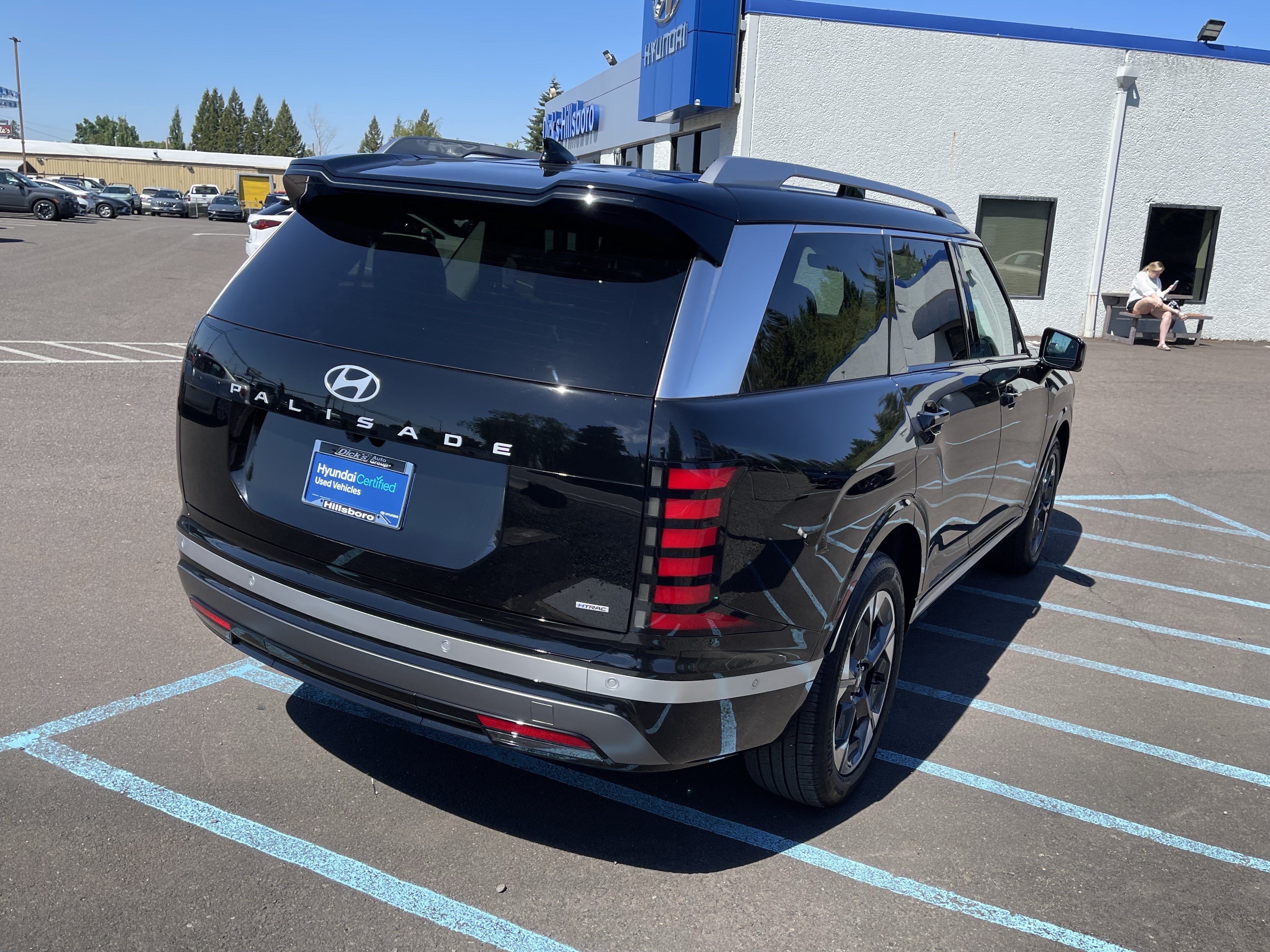 Certified 2026 Hyundai Palisade Limited AWD/4WD image 5