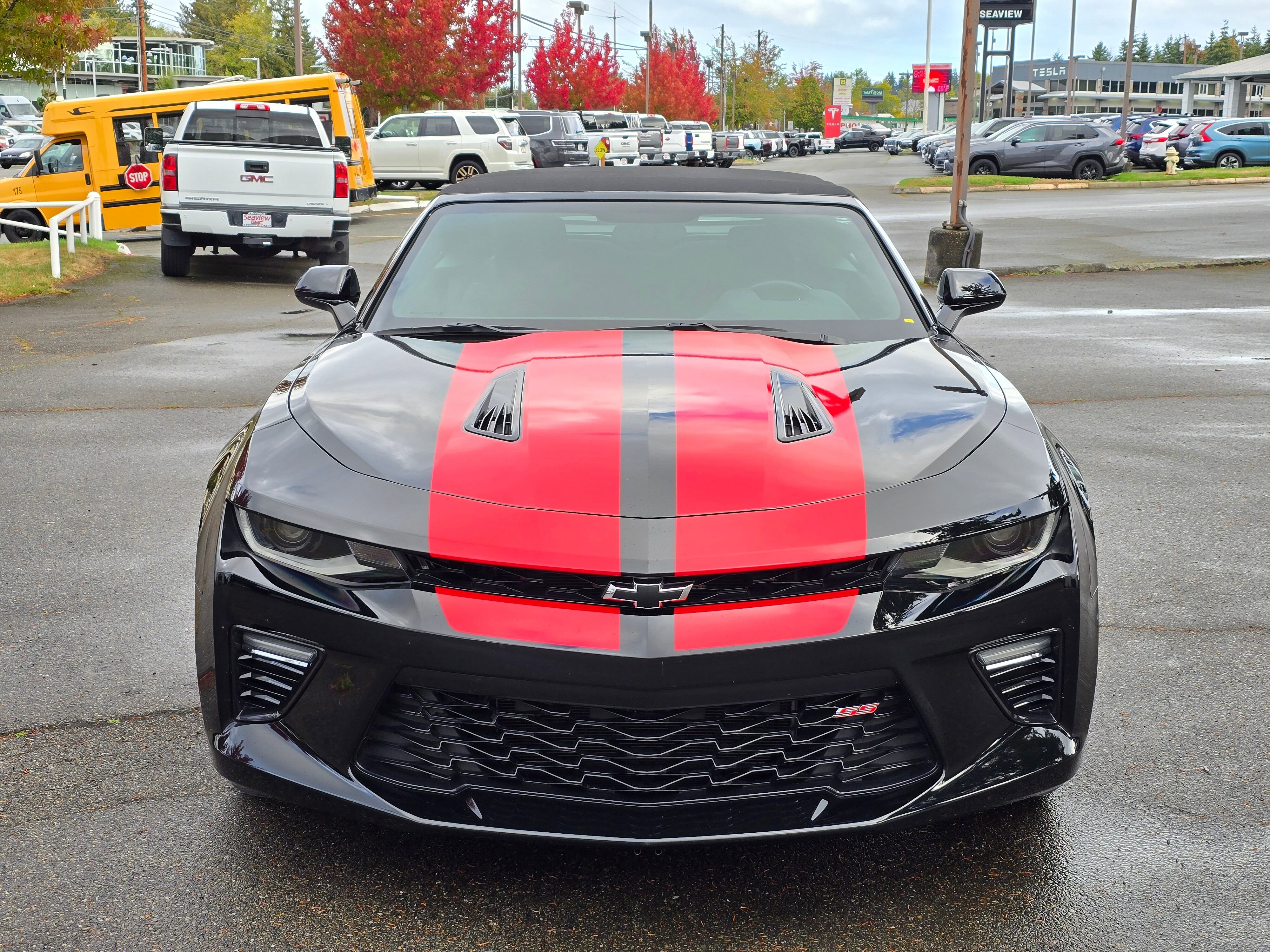 Used 2017 Chevrolet Camaro SS image 2