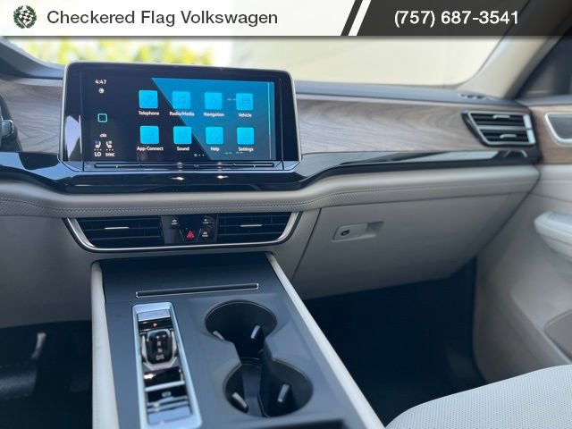 New 2026 Volkswagen Atlas SE image 7