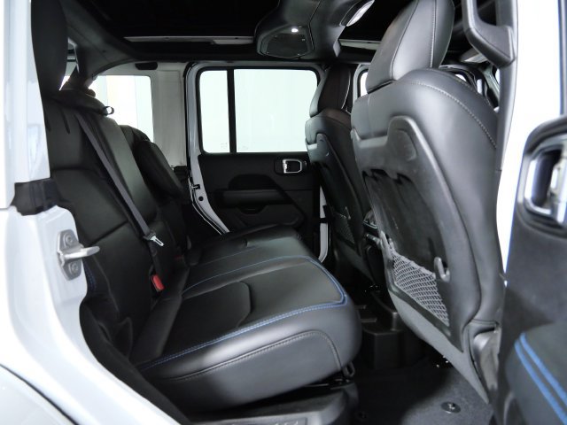 Used 2024 Jeep Wrangler Unlimited Rubicon 4xe AWD/4WD image 14