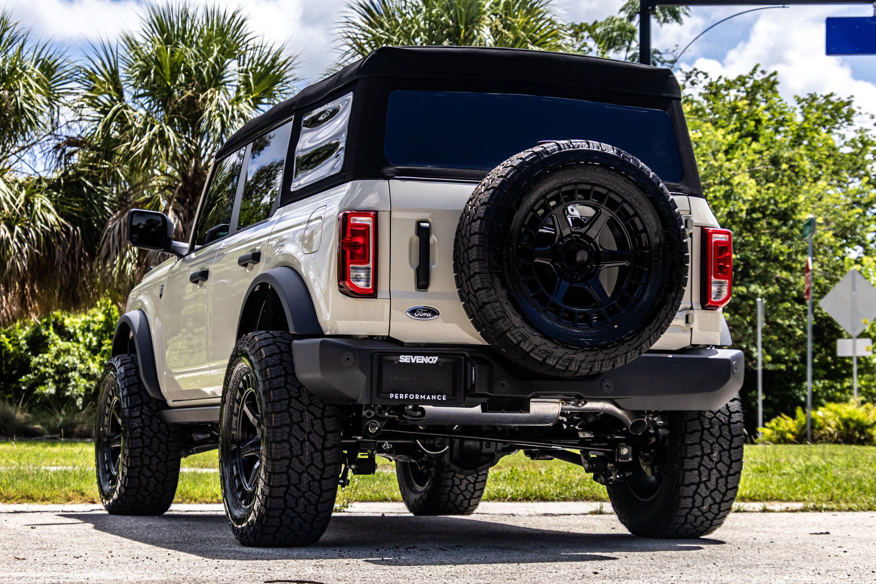 New 2025 Ford Bronco Big Bend image 6
