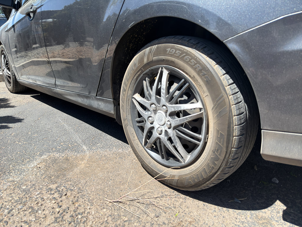 Used 2018 Ford Focus S FWD image 7