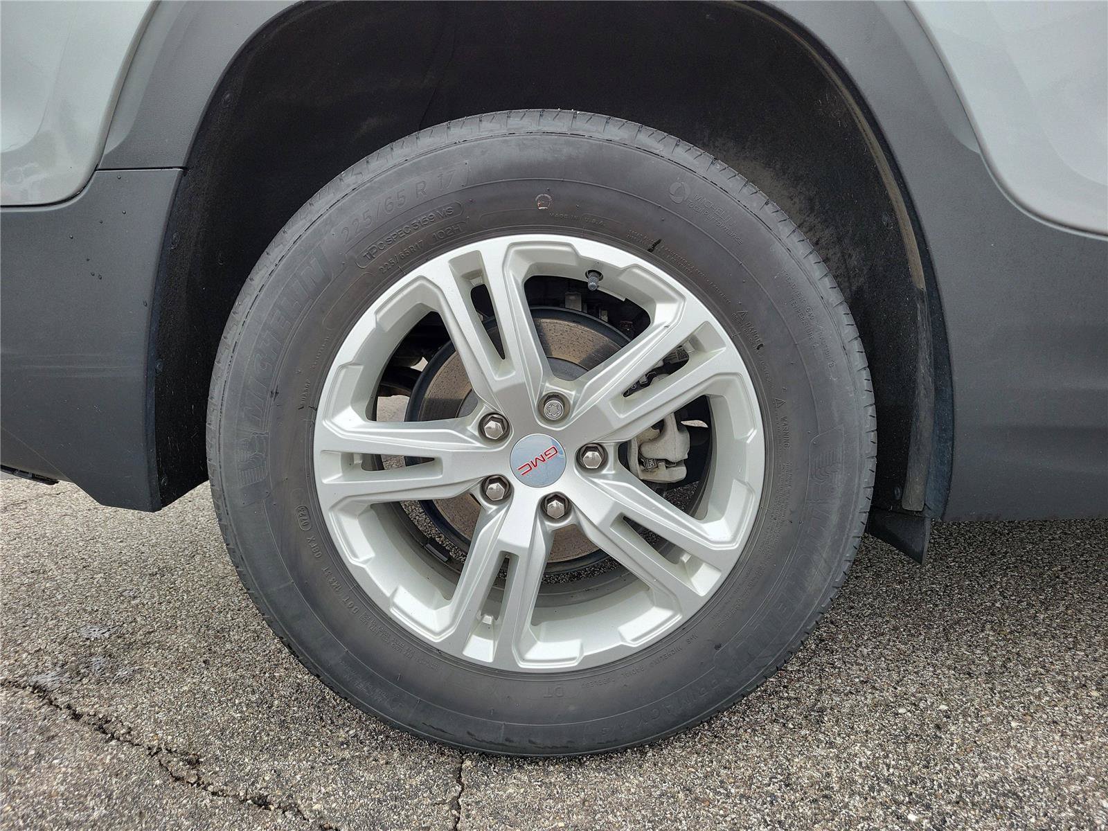 Used 2023 GMC Terrain SLE w/ Driver Convenience Package FWD image 7
