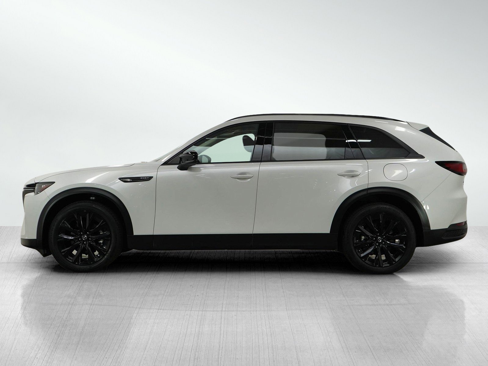 Certified 2025 MAZDA CX-90 Plug-In Hybrid w/Premium Sport image 2