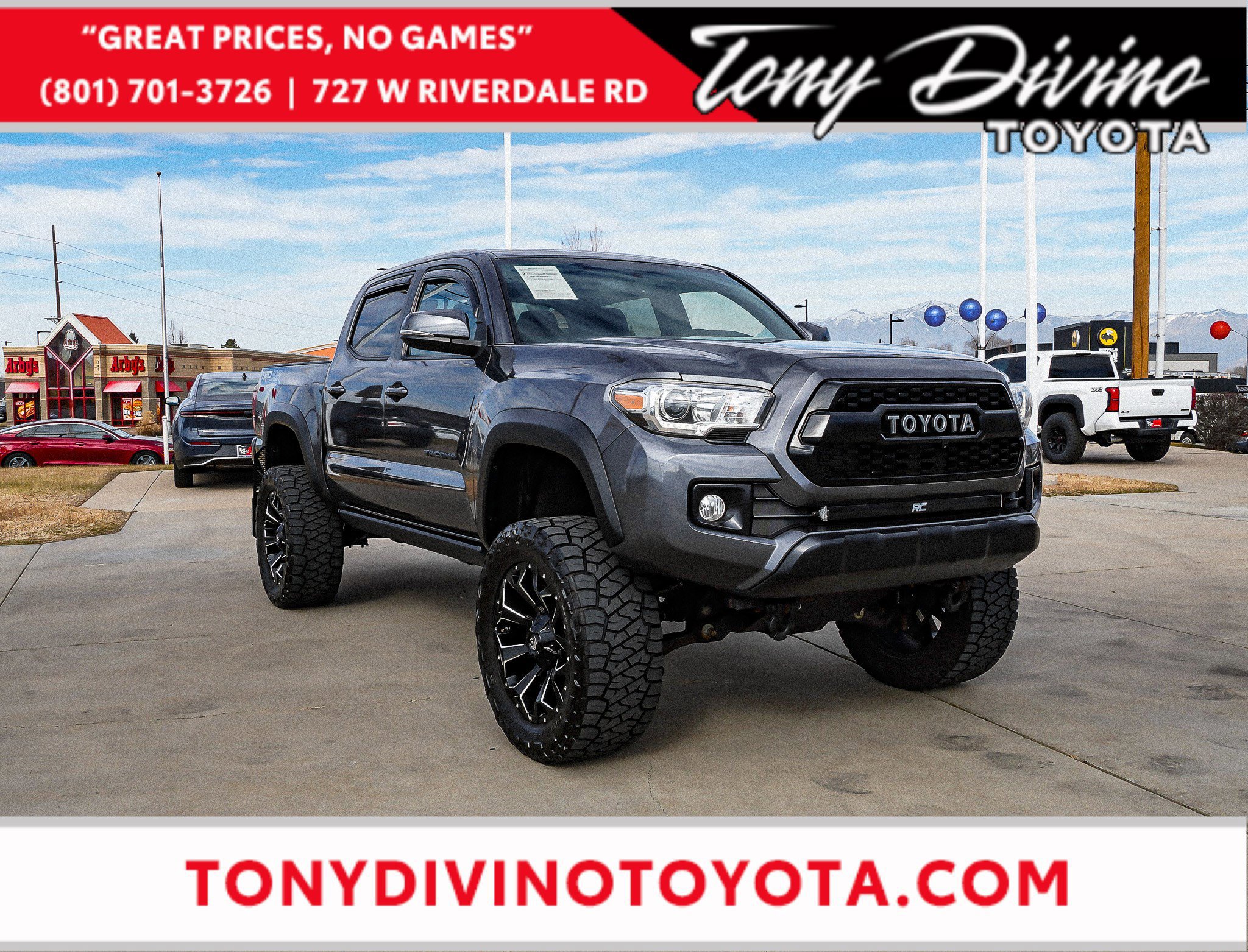 Used 2017 Toyota Tacoma TRD Off-Road w/ Premium & Technology Package video 1