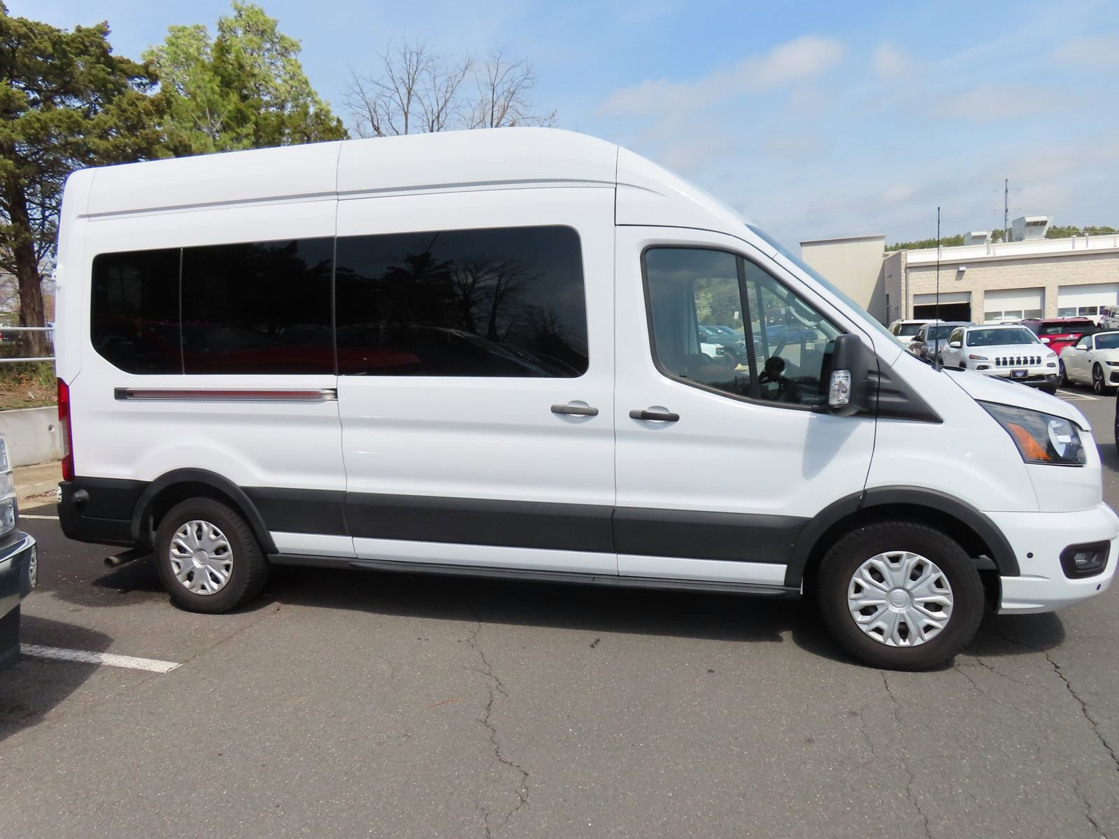 Used 2024 Ford Transit 350 XLT image 4